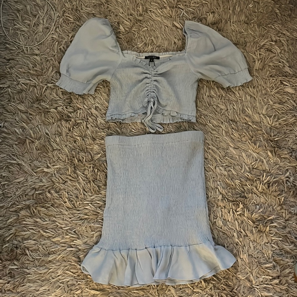 2 piece set